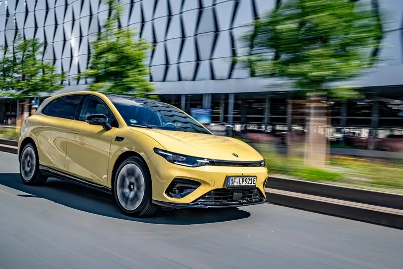 Der Leapmotor B05 positioniert sich im Kompaktsegment und rückt damit auch für Flottenbetreiber in den Blick.